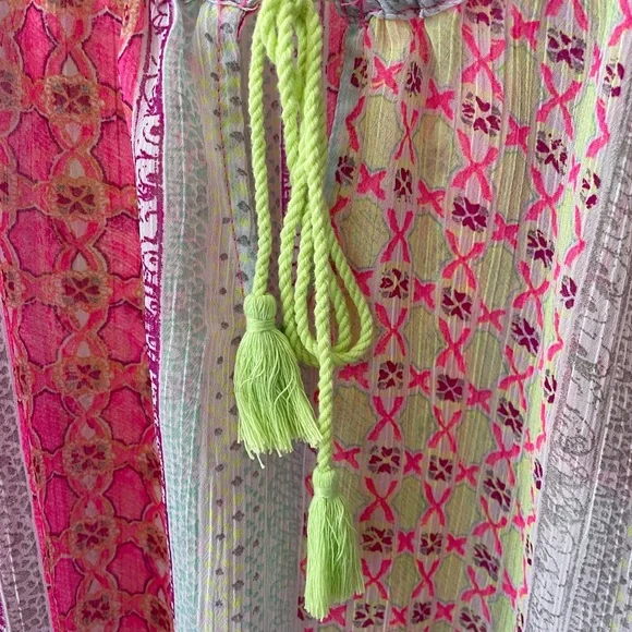 Colorful Top - Picture 4 of 5